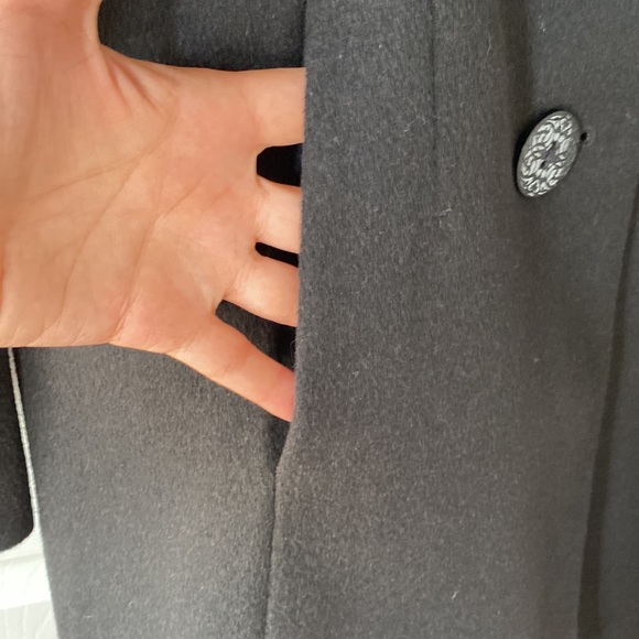 Tahari black coat - Picture 5 of 9